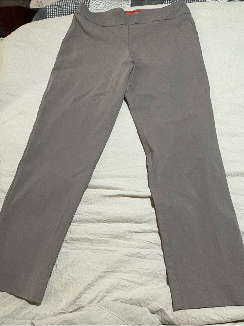 Cropped Straight-Leg Ankle Pants — Light Gray